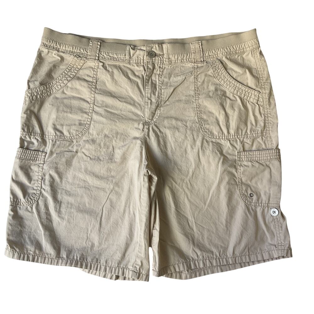 White Stag Women Shorts Size 18 Beige Cargo Button 10" Inseam Outdoor 39” Waist